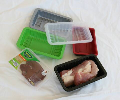 ซื้อ เครื่องรีดขึ้นรูปแผ่น PP Blister พร้อมวัสดุรีไซเคิล 80% การรีดร่วม 4 ชั้น และความกว้าง 800-1500 มม. สำหรับการขึ้นรูปด้วยความร้อน online manufacture